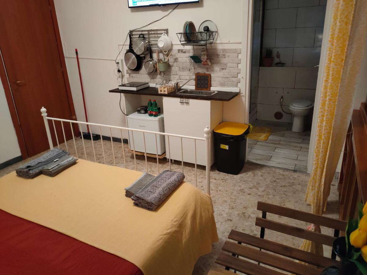 Roma Trastevere Station 외부 사진